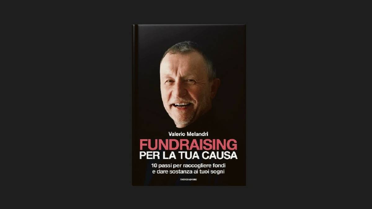 Forlì, dal fango la promozione inopportuna del libro dell'assessore: volantini di protesta in città