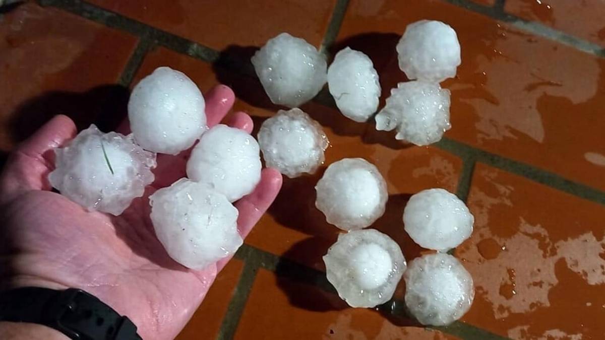 Poderosa grandinata a Dovadola e Premilcuore VIDEO