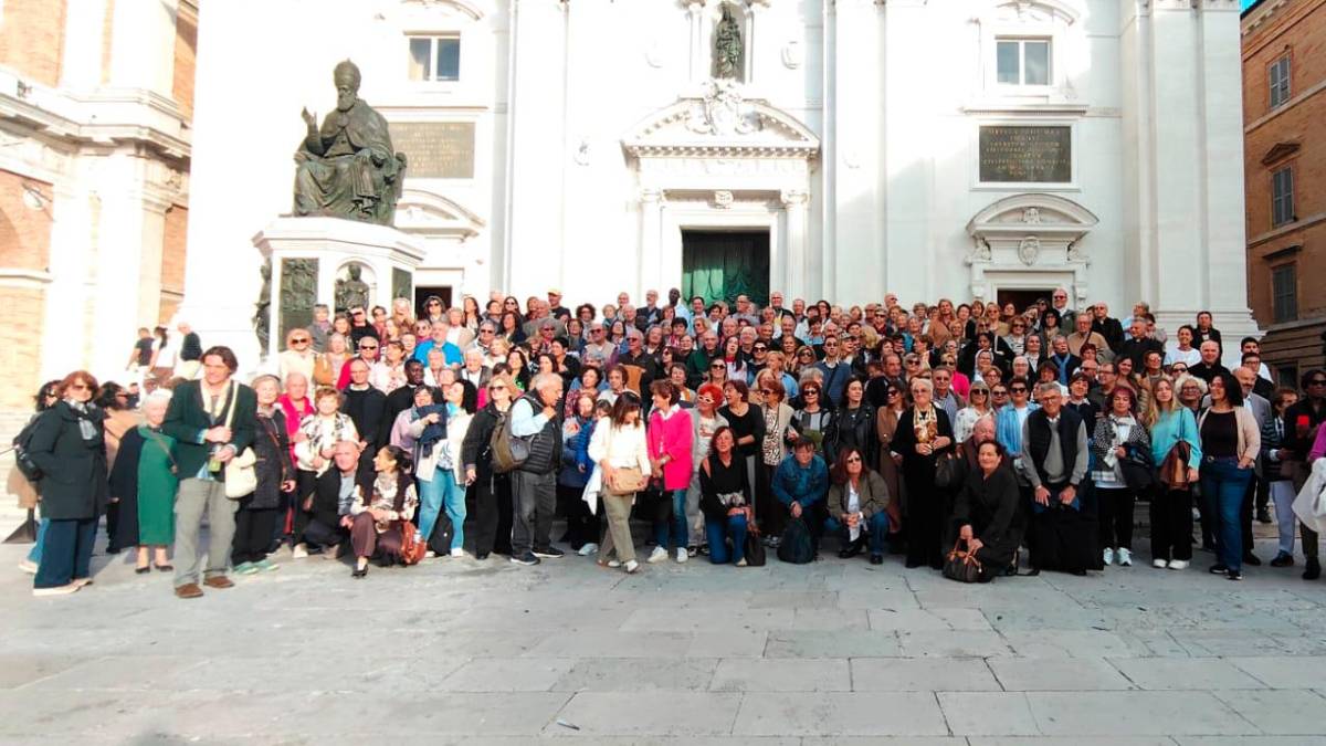 Rimini, centinaia di pellegrini a Loreto con il vescovo Nicolò