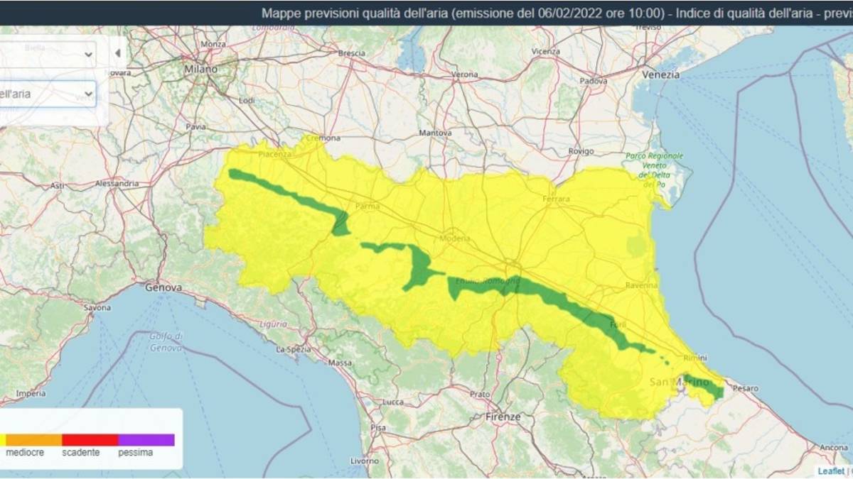 Vento forte in tutta la Romagna, ma almeno ha spazzato via lo smog
