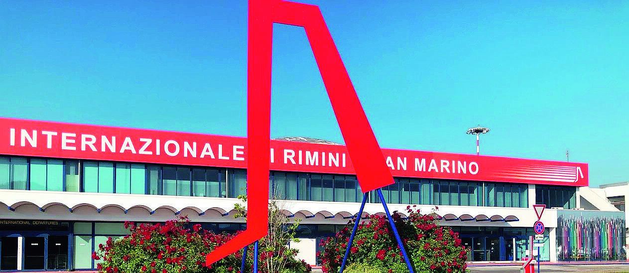 Rimini, riparte la stagione dell'aeroporto Fellini