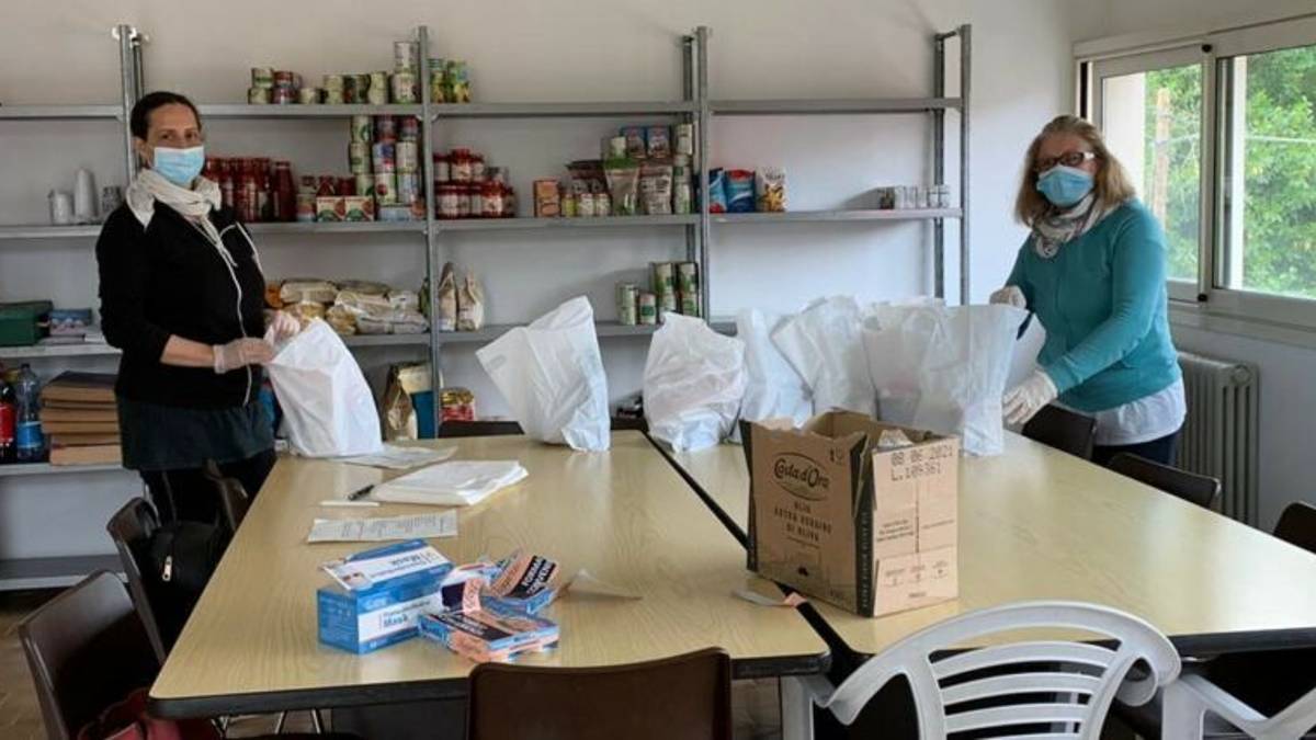 Spesa sospesa: consegnati a Cesena 1487 pacchi alimentari