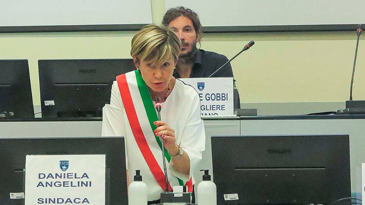 Riccione, il Comune dà mandato ai legali per procedere alle vie legali contro la Lega per il video su Tik Tok