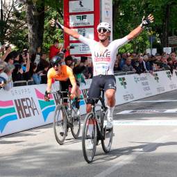 Ciclismo, il Giro della Romagna arriva a Castrocaro: come cambia la viabilità sabato 20 e domenica 21 settembre