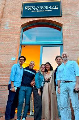 Foto di gruppo con la delegazione CNA, da sinistra: Matteo Zanchini, Carlo Guardigli, Elisa Gatta, Francesca Borsetto, Davide Bellini, Marco Boscherini