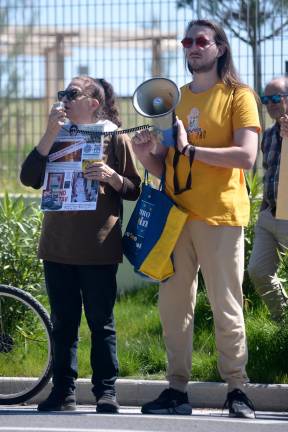 Ravenna, manifestazione a Punta Marina contro il rigassificatore - Gallery