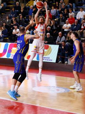 Niccolò Moffa, Andrea Costa Imola (foto Mmph)