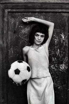 Forlì, “Letizia Battaglia. L’opera 1970-2020”: dal 18 ottobre 200 fotografie in mostra al San Domenico