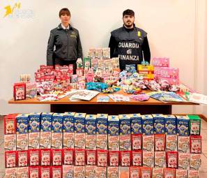 Dai falsi Lilo &amp; Stich a migliaia di capi di abbigliamento fino al lavoro nero: sequestri a Cesena, Savignano e Bertinoro