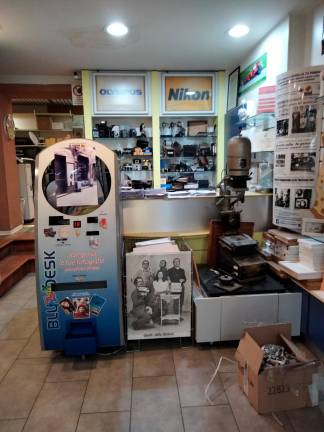 Rimini, Foto Soci diventa bottega storica - Gallery