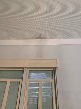 Un particolare della scuola primaria di Borello