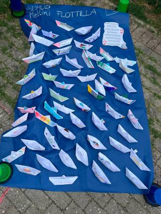 Forlì, la scuola primaria Mellini celebra la Giornata della Pace - Gallery