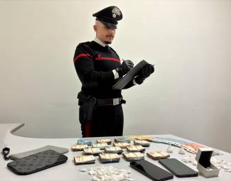 Gambettola, in casa aveva oltre 100 dosi di cocaina: 28enne arrestato