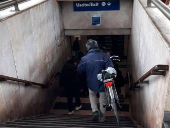 Il vecchio sottopasso centrale della stazione che ora sbuca anche sul lato mare