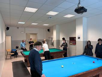 Forlì, all’ITT Marconi la geometria e la fisica si studiano giocando a biliardo