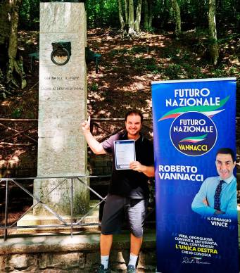 Propaganda vannacciana alla sorgente del Tevere. Il Pd: “Priva di autorizzazione”. Futuro Nazionale: “Iniziativa in spirito dannunciano”