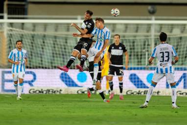 Simone Bastoni in azione a Pescara (Rega)