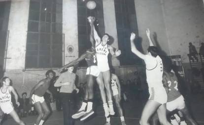 Franco Benaglia il 26 dicembre 1970 in un’amichevole tra l’Ahena Cesena e i Red Devils, squadra di ragazzi americani reduci dalla guerra in Vietnam