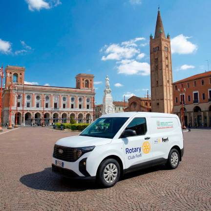 Sabato 25 aprile Forlì accoglie la seconda edizione del “Tour della Romagna” con la la donazione all’Ausl Romagna di un mezzo sanitario