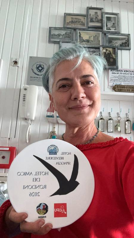 Rosanna Passoni con la targa