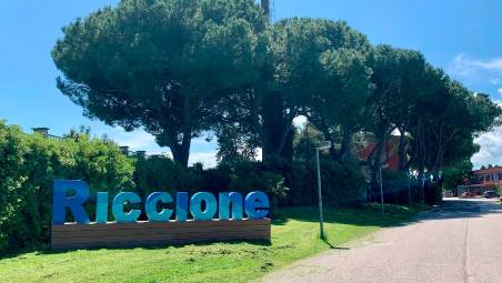 La scritta allo stadio Nicoletti