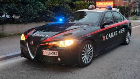 Fusignano, colto sul fatto mentre spaccia cocaina, 61enne arrestato
