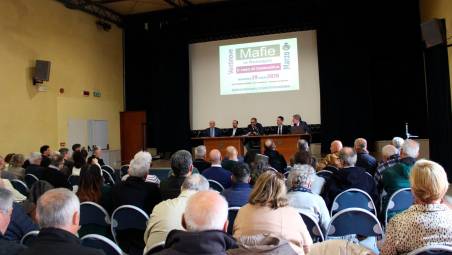 Un momento dell’incontro di ieri, a Savignano