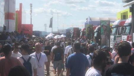 MotoGp, una bella cornice di pubblico nel sabato di Misano VIDEO