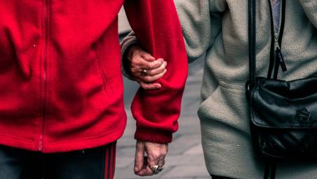 Rimini, “gravi difformità e mancanze”: chiuse tre case famiglia per anziani