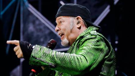 La Romagna è il palco di Vasco: dal primo live del 1979 a Roncofreddo ai concerti evento