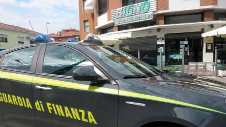 Rimini. Gestori di locali “storici” della città condannati per evasione e riciclaggio