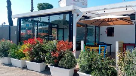 Il bar dove ci fu l’aggressione nell’ottobre 2022