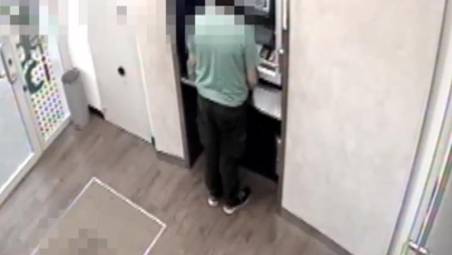 Bologna, finto idraulico commette 28 furti in appartamento a danno di anziani in soli 8 mesi. Catturato grazie a un errore VIDEO