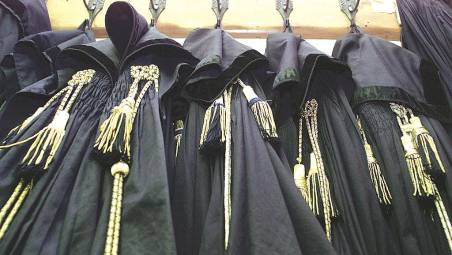 Ravenna. Accuse archiviate per l’ex giudice di pace. Ma una relazione insiste: «Ha raggirato un’anziana»