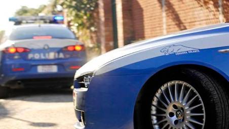 Ravenna, violenta lite tra famiglie rom al supermercato e spunta un coltello: denunciato un uomo