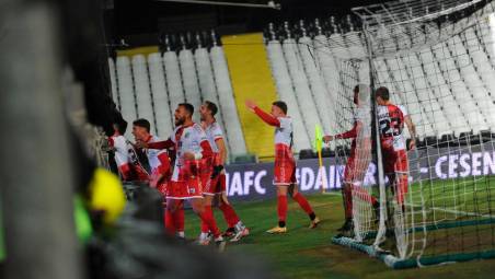 La gioia dopo lo 0-1 del Rimini