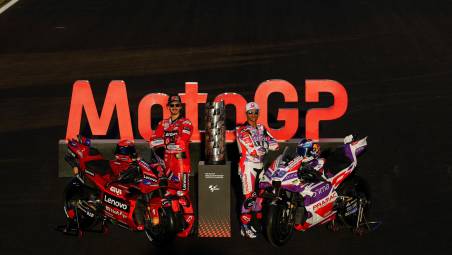 MotoGp, subito tensione e polemiche: Martin in Q2 con Bezzecchi, Bagnaia dovrà fare la Q1 con Bastianini