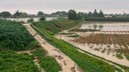 Inchiesta sull’alluvione, lo choc degli abitanti di Traversara: «Curcio ci aveva rassicurato, ora abbiamo paura>
