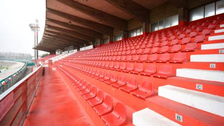 Un’immagine dello stadio Tullo Morgagni (foto FABIO BLACO)