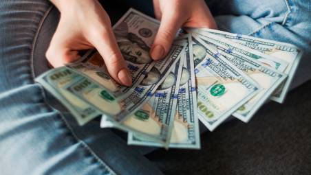 Un mondo senza contanti: come cambia la nostra società