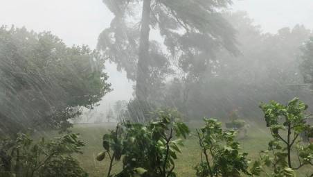 Meteo Romagna, allerta gialla per temporali e venti di burrasca. Possibili frane e ruscellamenti
