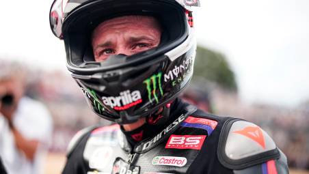Marco Bezzecchi commosso dopo il 3° posto nella Sprint race di Silverstone