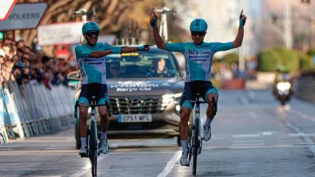 Ciclismo, il faentino Tarozzi prima sbaglia strada, poi fa vincere il compagno di squadra alla Vuelta Valenciana