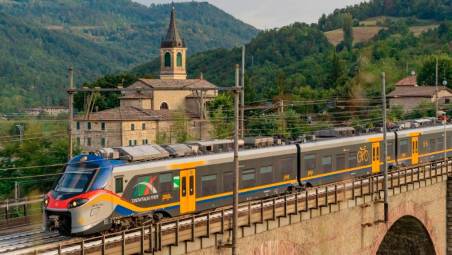 Estate, più treni dalla Svizzera per la riviera romagnola