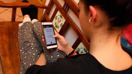 Emilia-Romagna, al via la campagna su smartphone e minori