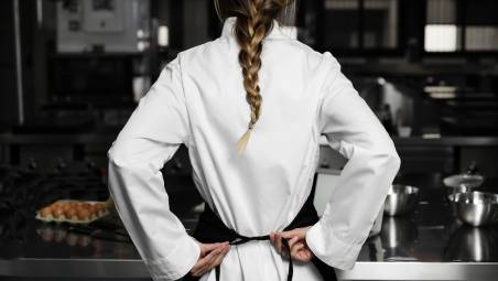 L’accoglienza romagnola nelle divise del turismo e della ristorazione