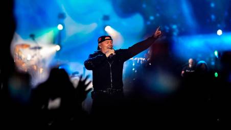 Vasco Rossi in uno dei suoi concerti