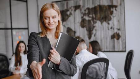 La nuova employer branding passa dai servizi: cosa cercano oggi i candidati oltre allo stipendio