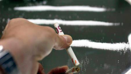 Misano, colto sul fatto mentre spaccia cocaina: 21enne arrestato