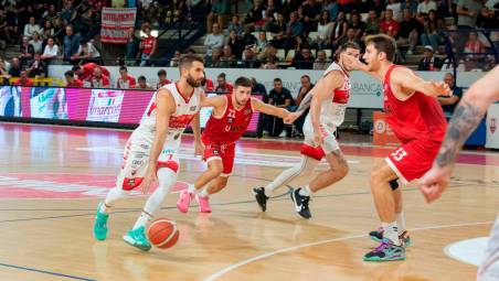 Ha pesato parecchio il quinto fallo di Tomassini a Lecce (Morosetti)